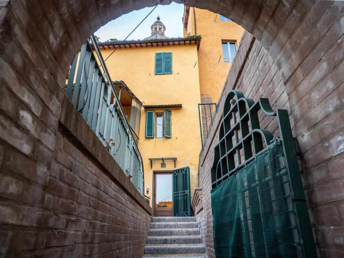 Advocata Nostra Incontro Di Storia E Centralita Siena Exterior foto